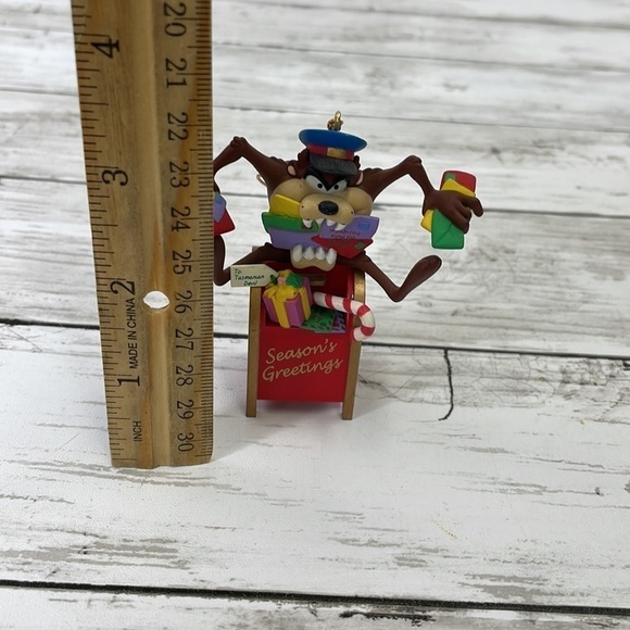 TASMANIAN DEVIL LOONEY TUNES ORNAMENT 1996 vintage - Picture 6 of 8